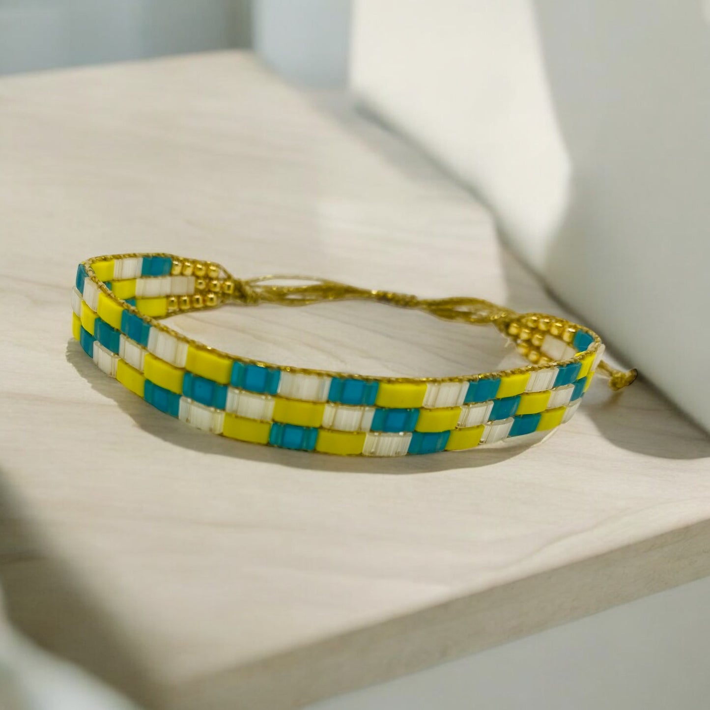 Bracelet en perles tissées "Vallon des Auffes"