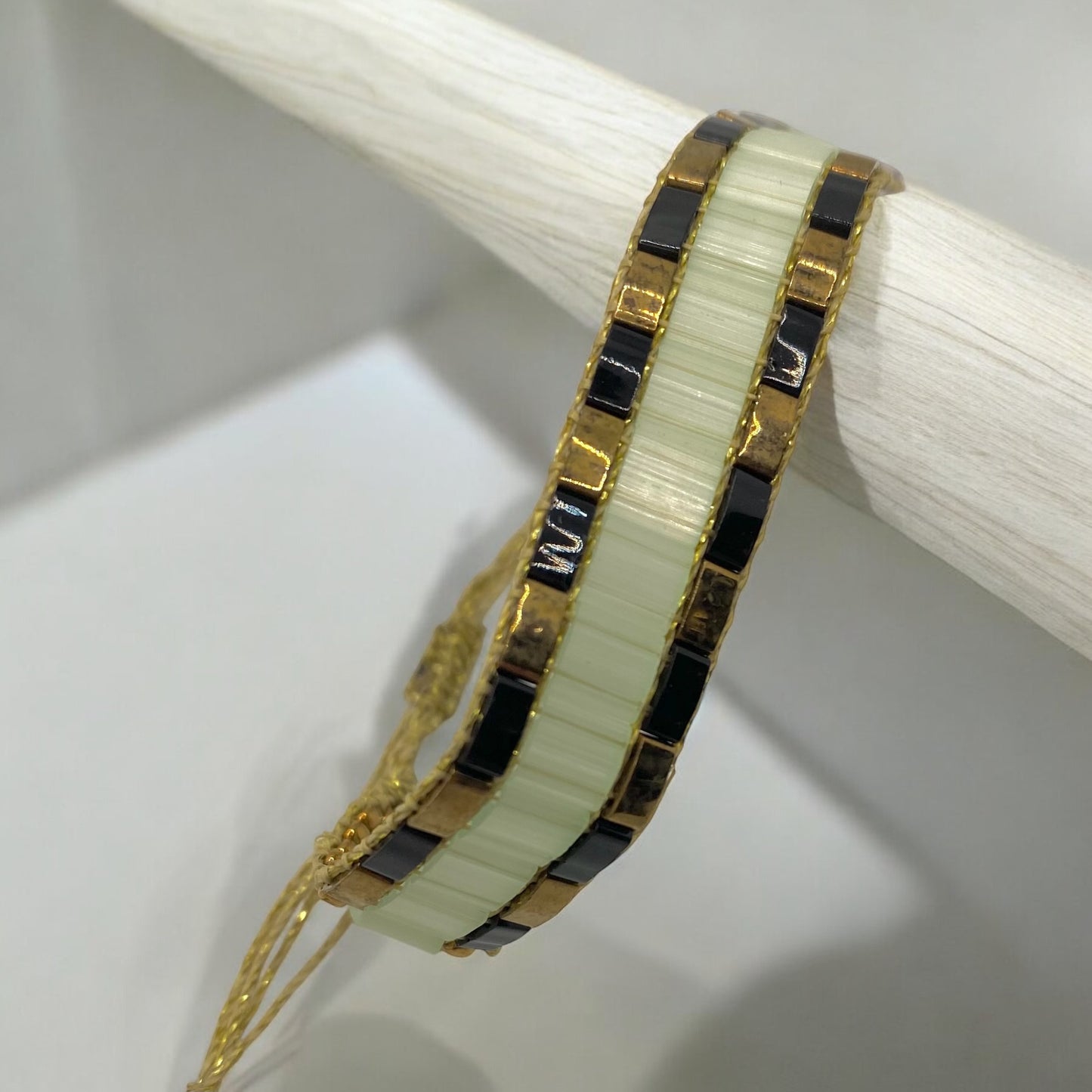 Bracelet en perles tissées "Vallon des Auffes"