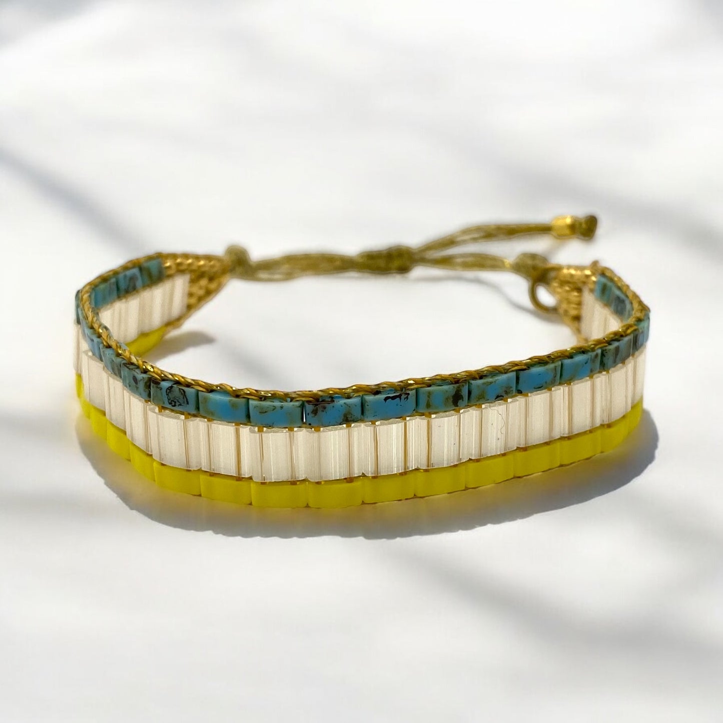 Bracelet en perles tissées "Vallon des Auffes"
