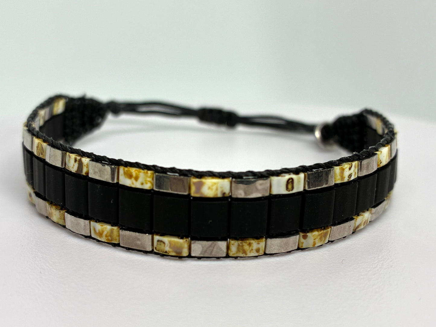 Bracelet en perles tissées "Vallon des Auffes"