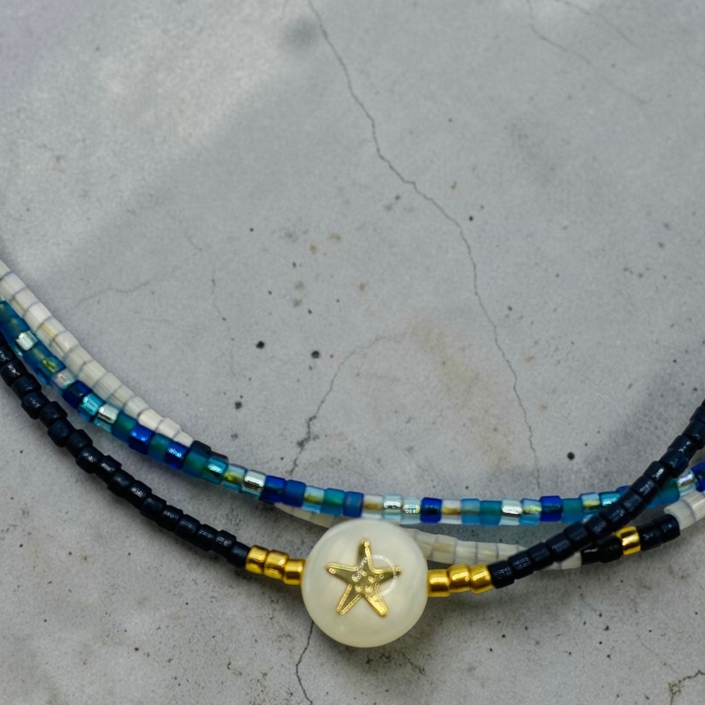 Bracelet femme "Les 3 tours à La Garde"